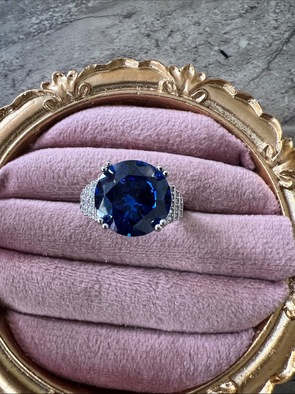 Blue colour Sapphire Solitaire Ring - Silver plated Setting fashion size 10